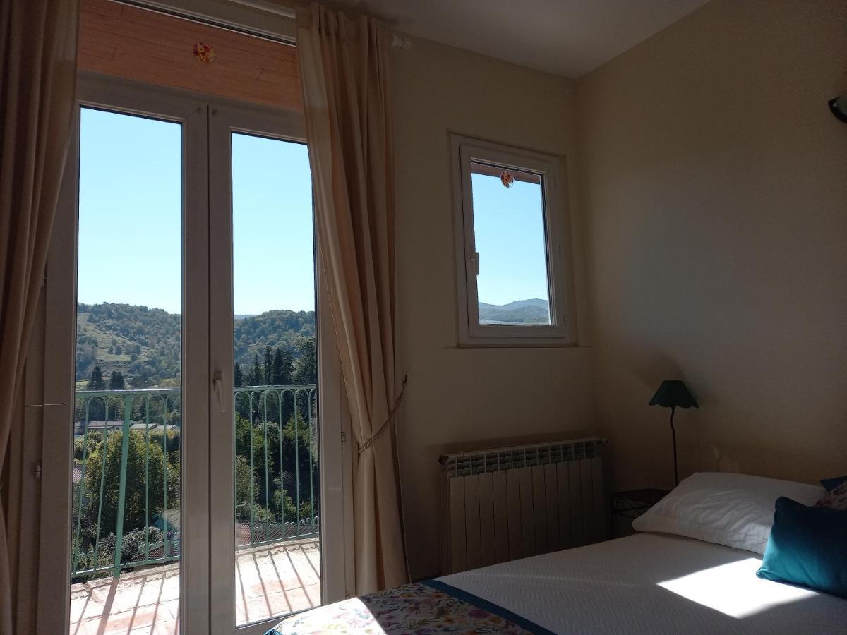 Bed and Breakfast Velo Ariege Pyrenees La Bastide-de-Sérou Exterior foto
